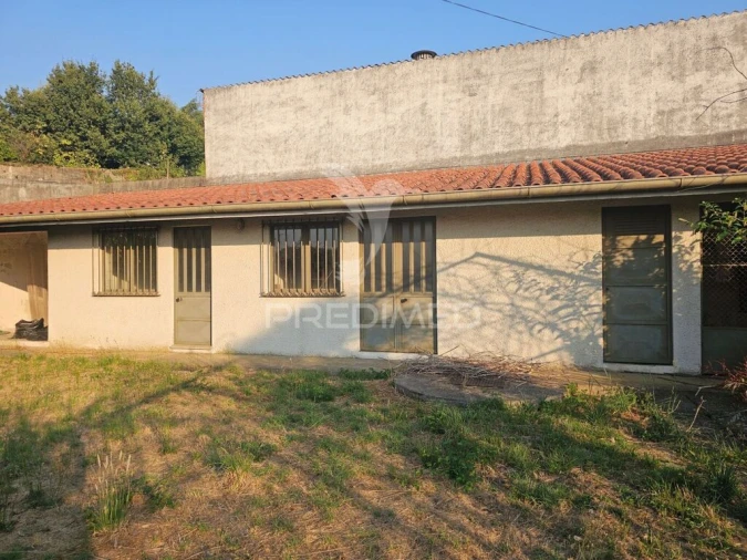 Moradia T5 para Venda em Água Longa Foto 3