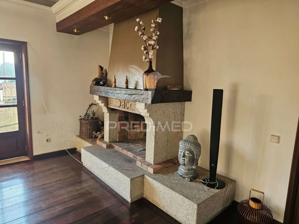 Moradia T5 para Venda em Água Longa Foto 5