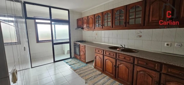 Apartamento T1 para Arrendamento em Gulpilhares e Valadares
