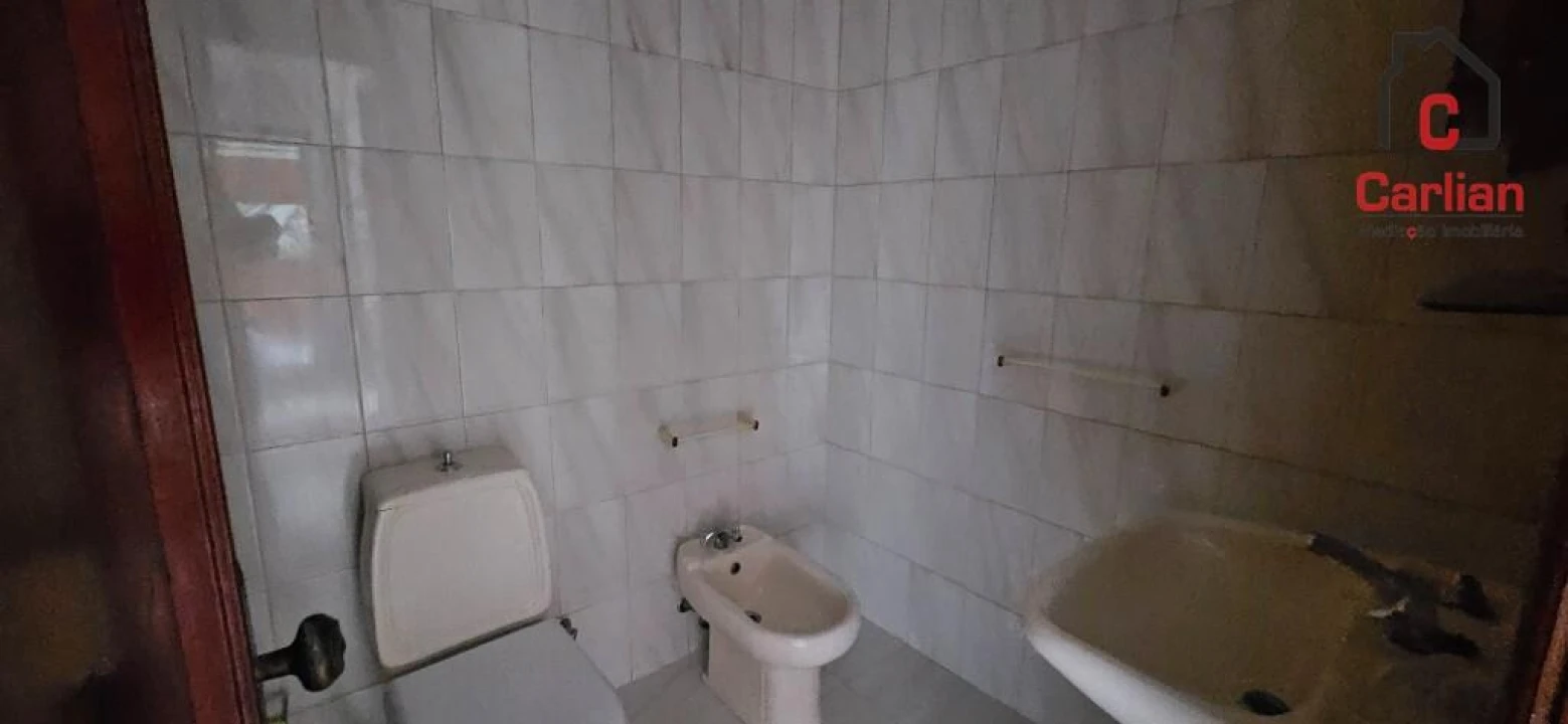 Apartamento T1 para Arrendamento em Gulpilhares e Valadares Foto 9