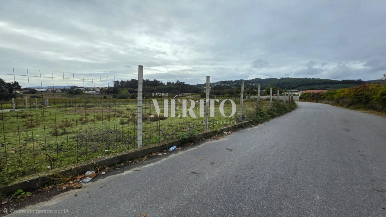 Terreno para Venda em Lijo Foto 3