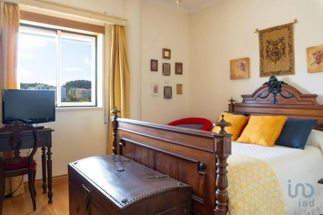 Apartamento T4 para Venda em Romeira e Várzea Foto 11