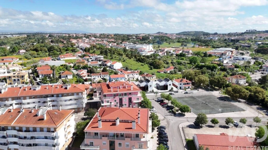 Apartamento T4 para Venda em Romeira e Várzea Foto 18
