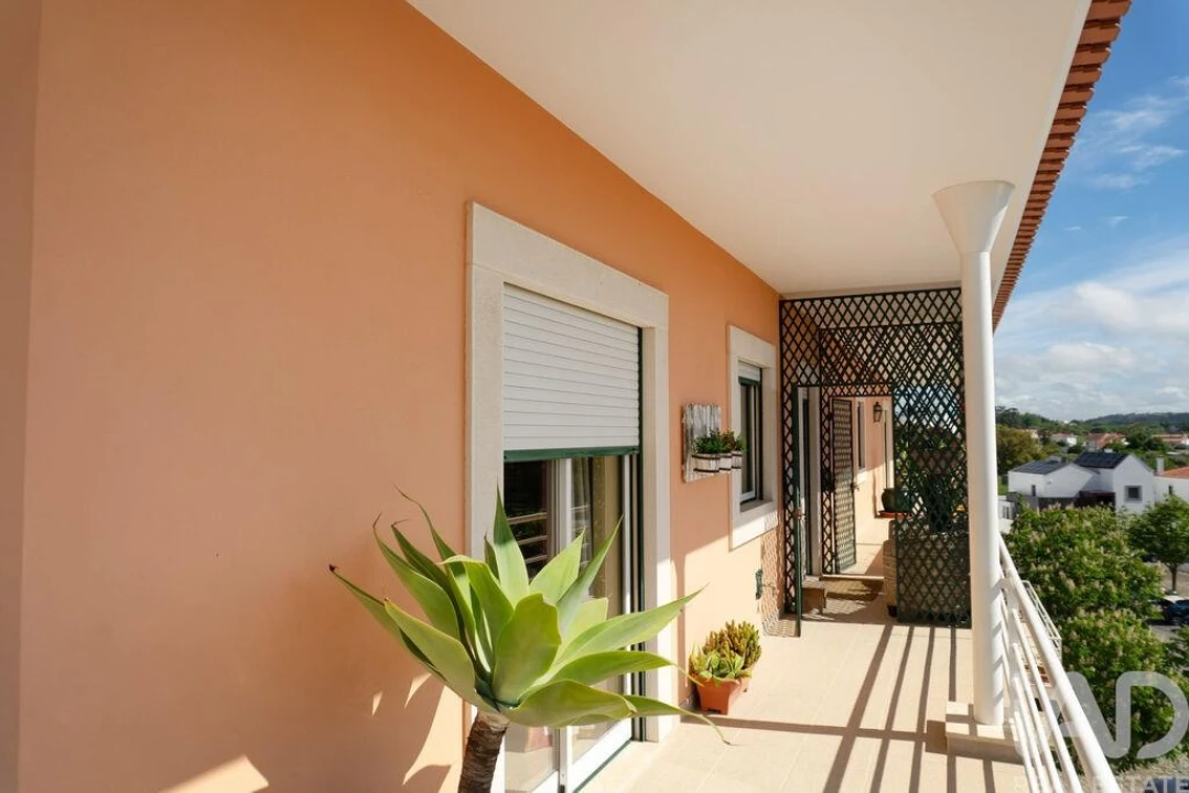 Apartamento T4 para Venda em Romeira e Várzea Foto 16