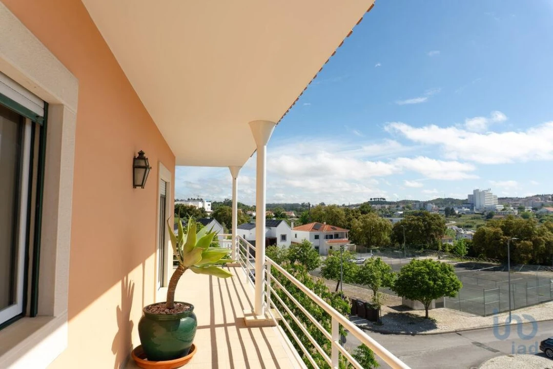 Apartamento T4 para Venda em Romeira e Várzea Foto 14