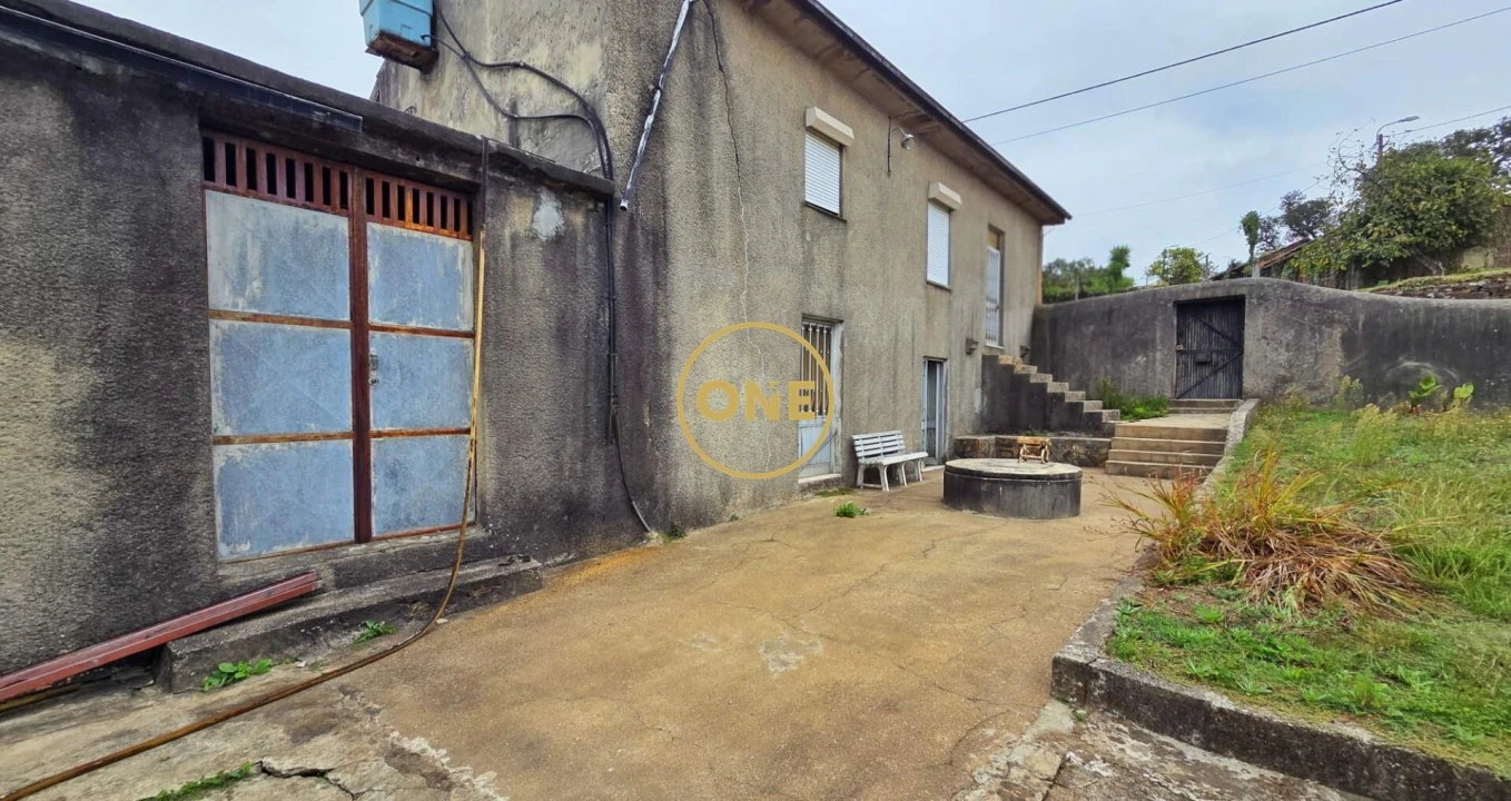 Moradia T2 para Venda em Bougado (São Martinho e Santiago) Foto 5