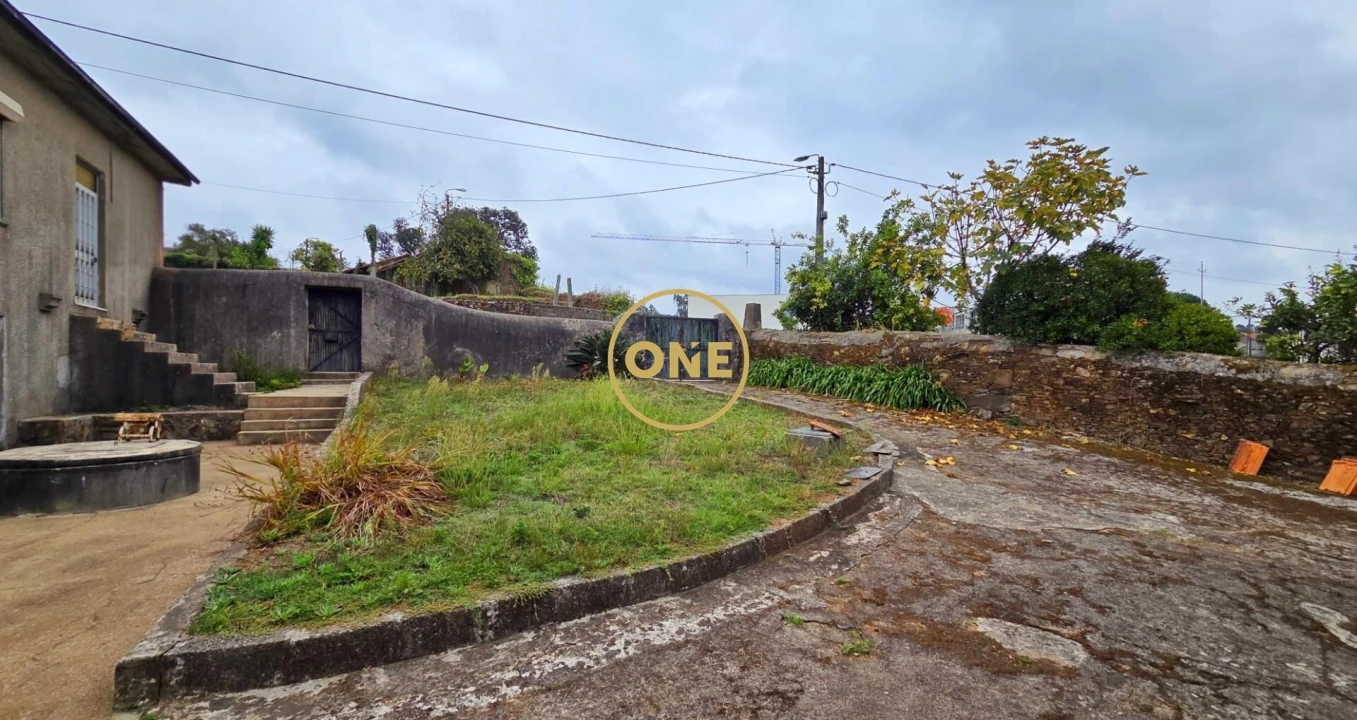 Moradia T2 para Venda em Bougado (São Martinho e Santiago) Foto 4