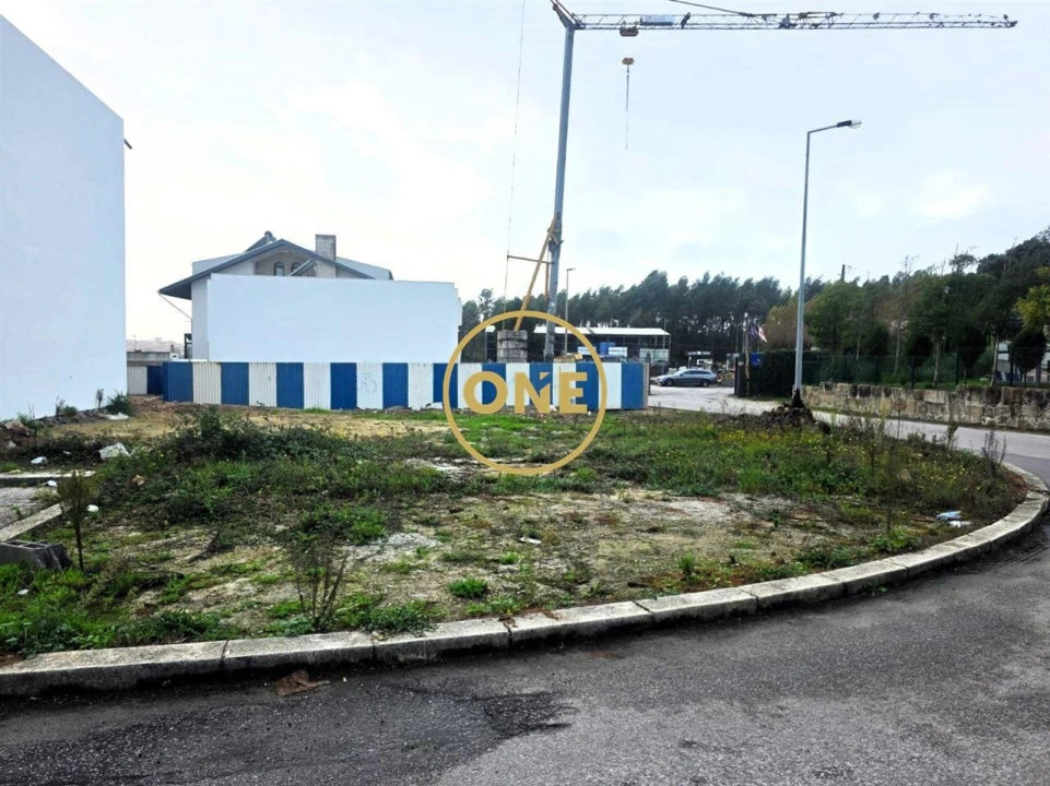 Terreno para Venda em Póvoa de Varzim, Beiriz e Argivai Foto 2