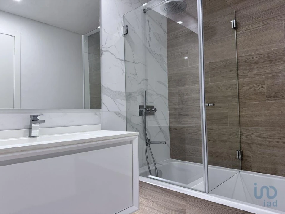 Apartamento T3 para Venda em Arroios Foto 11