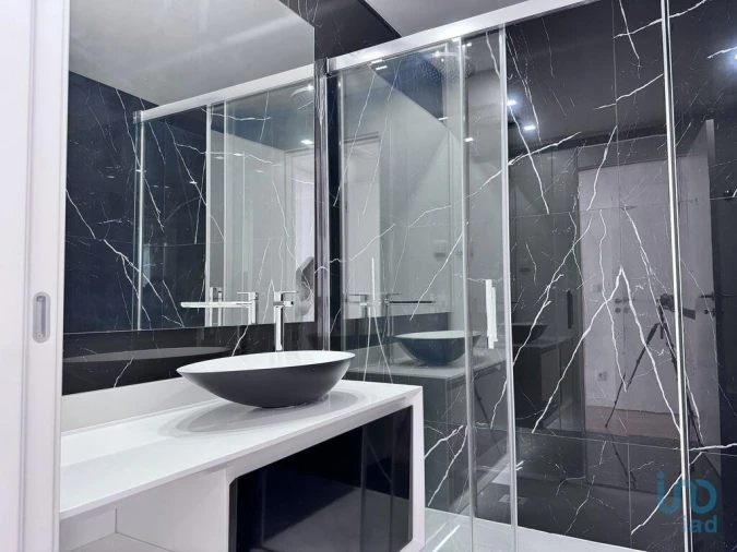 Apartamento T3 para Venda em Arroios Foto 14