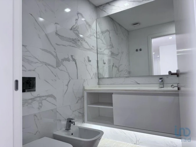 Apartamento T3 para Venda em Arroios Foto 10