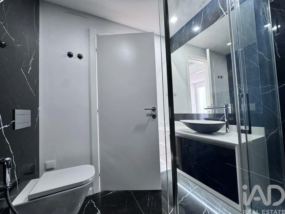 Apartamento T3 para Venda em Arroios Foto 15