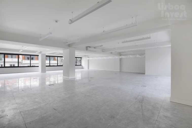 Negócio para Arrendamento em Avenidas Novas Foto 17