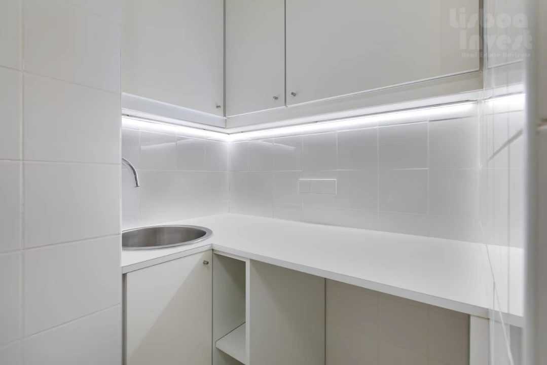 Negócio para Arrendamento em Avenidas Novas Foto 11