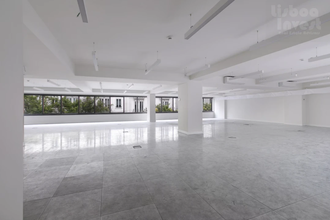 Negócio para Arrendamento em Avenidas Novas Foto 13