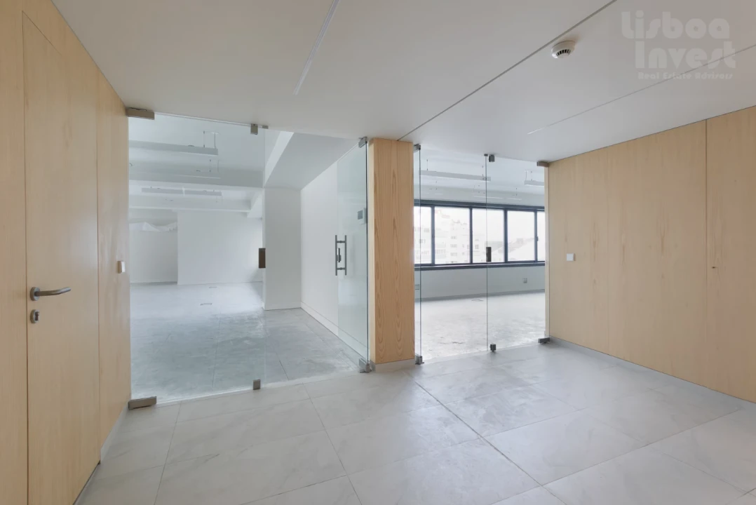 Negócio para Arrendamento em Avenidas Novas Foto 5