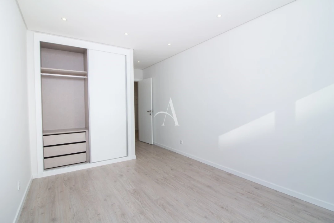 Apartamento T2 para Venda em Conceição e Cabanas de Tavira Foto 13