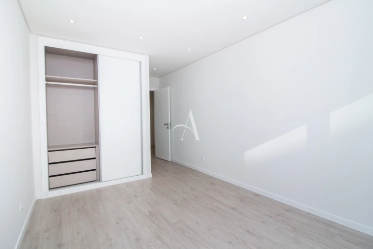 Apartamento T2 para Venda em Conceição e Cabanas de Tavira Foto 13