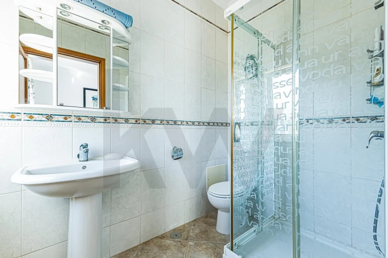 Moradia T3 para Venda em São Bartolomeu de Messines Foto 24