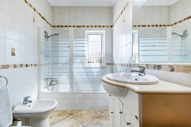 Moradia T3 para Venda em São Bartolomeu de Messines Foto 27