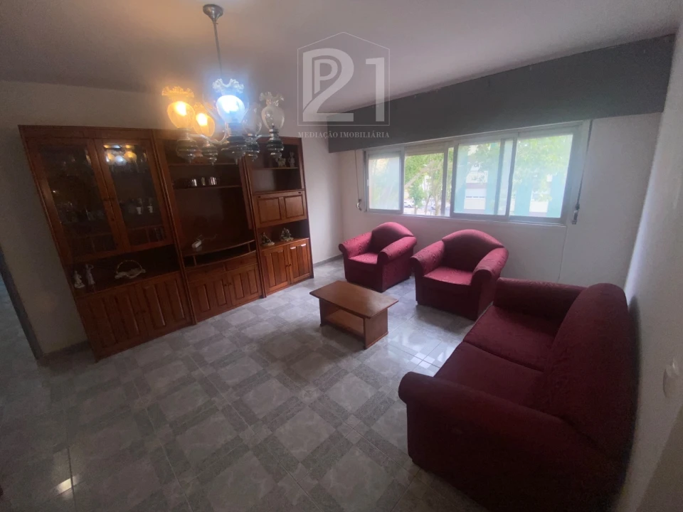 Apartamento T3 para Venda em Cacém e São Marcos Foto 36