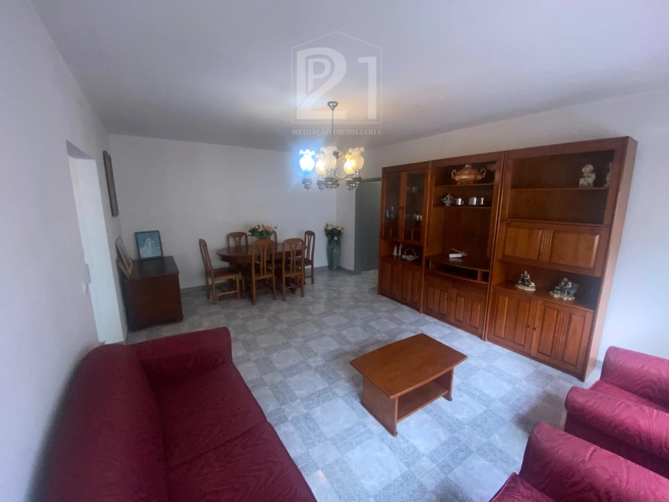 Apartamento T3 para Venda em Cacém e São Marcos Foto 33