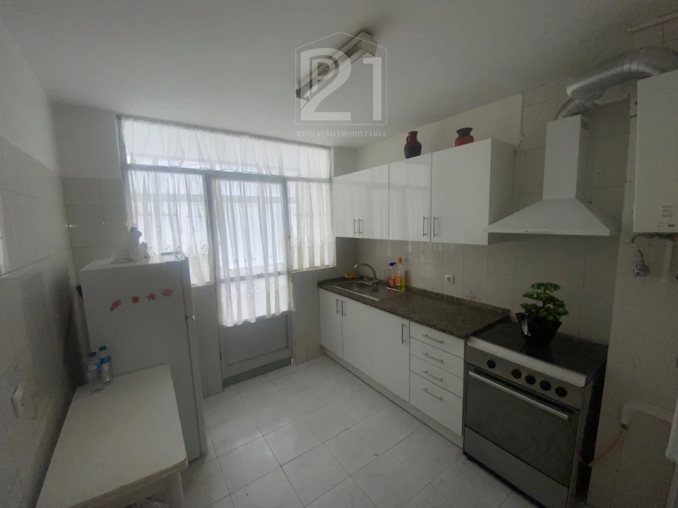 Apartamento T3 para Venda em Cacém e São Marcos Foto 34