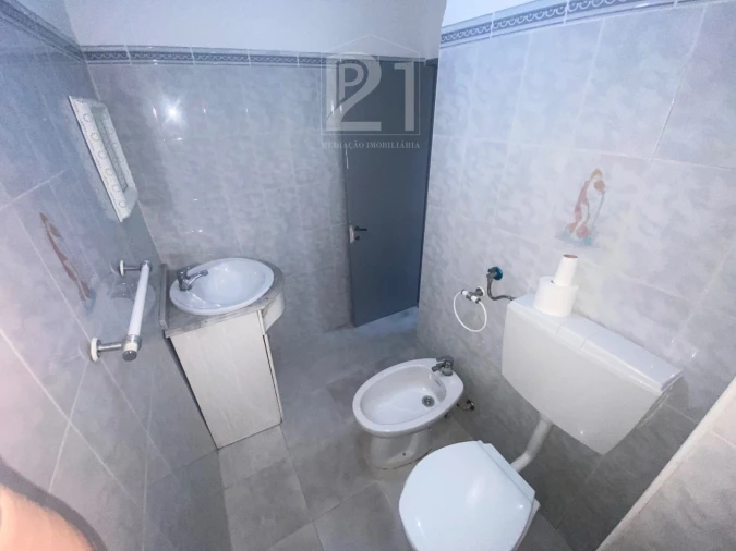 Apartamento T3 para Venda em Cacém e São Marcos Foto 20