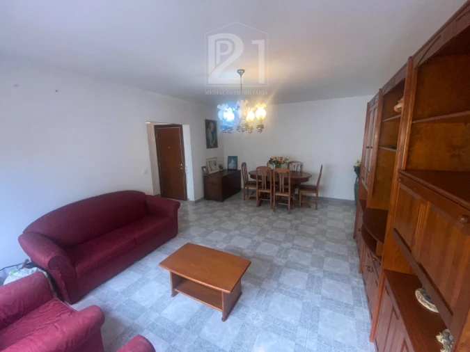 Apartamento T3 para Venda em Cacém e São Marcos Foto 2