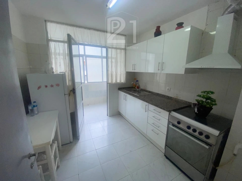 Apartamento T3 para Venda em Cacém e São Marcos Foto 16