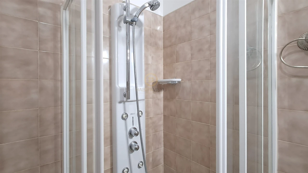 Moradia T4 para Arrendamento em Repeses e São Salvador Foto 25