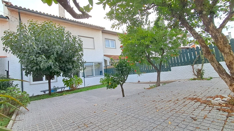 Moradia T4 para Arrendamento em Repeses e São Salvador Foto 17