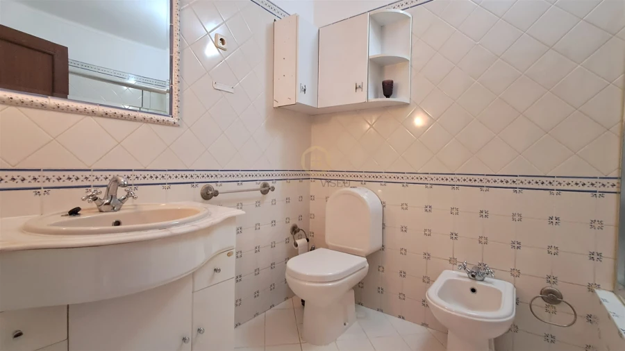 Moradia T4 para Arrendamento em Repeses e São Salvador Foto 38