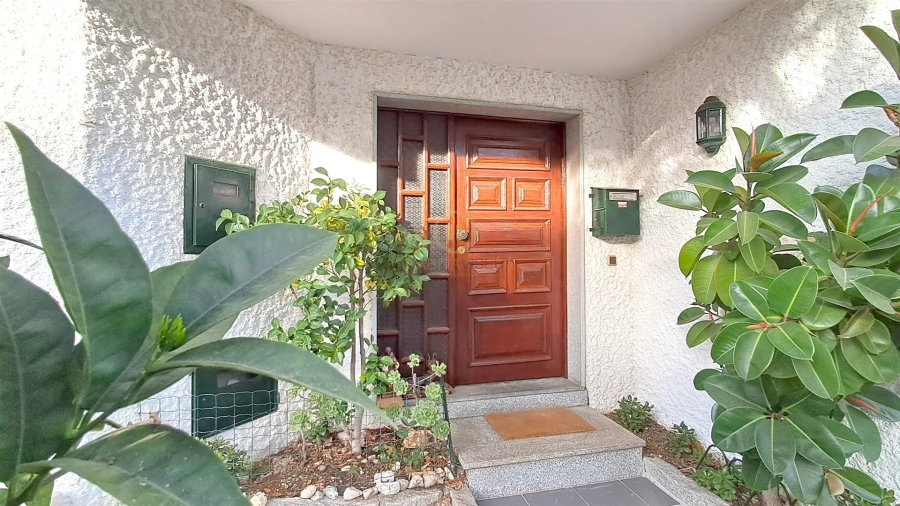 Moradia T4 para Arrendamento em Repeses e São Salvador Foto 2