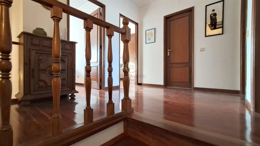 Moradia T4 para Arrendamento em Repeses e São Salvador Foto 33