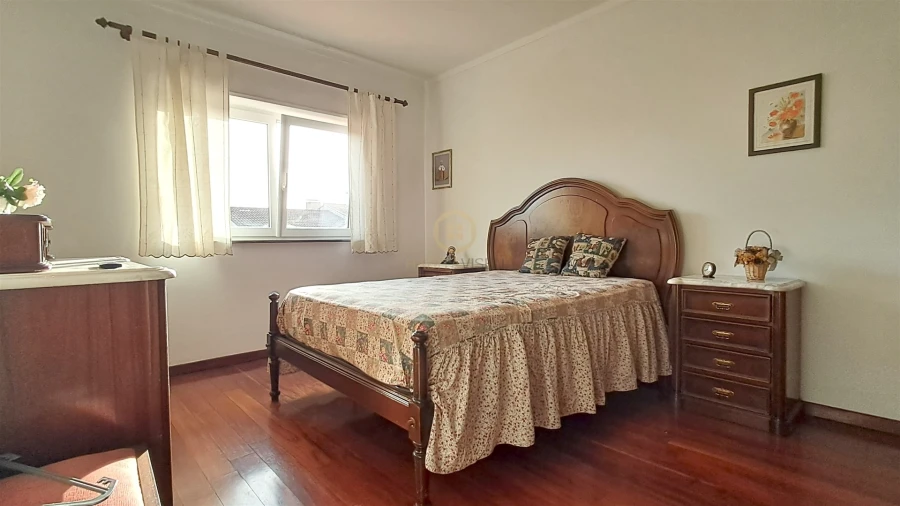 Moradia T4 para Arrendamento em Repeses e São Salvador Foto 37