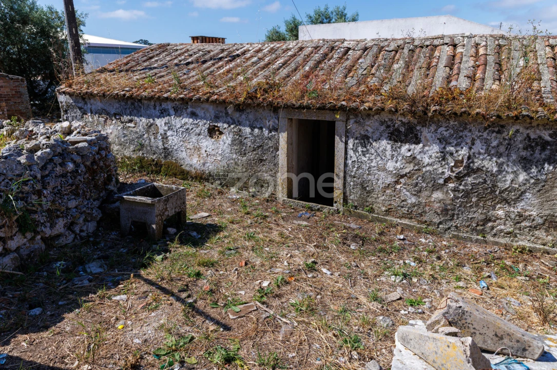 Moradia T2 para Venda em Almargem do Bispo, Pêro Pinheiro e Montelavar Foto 4