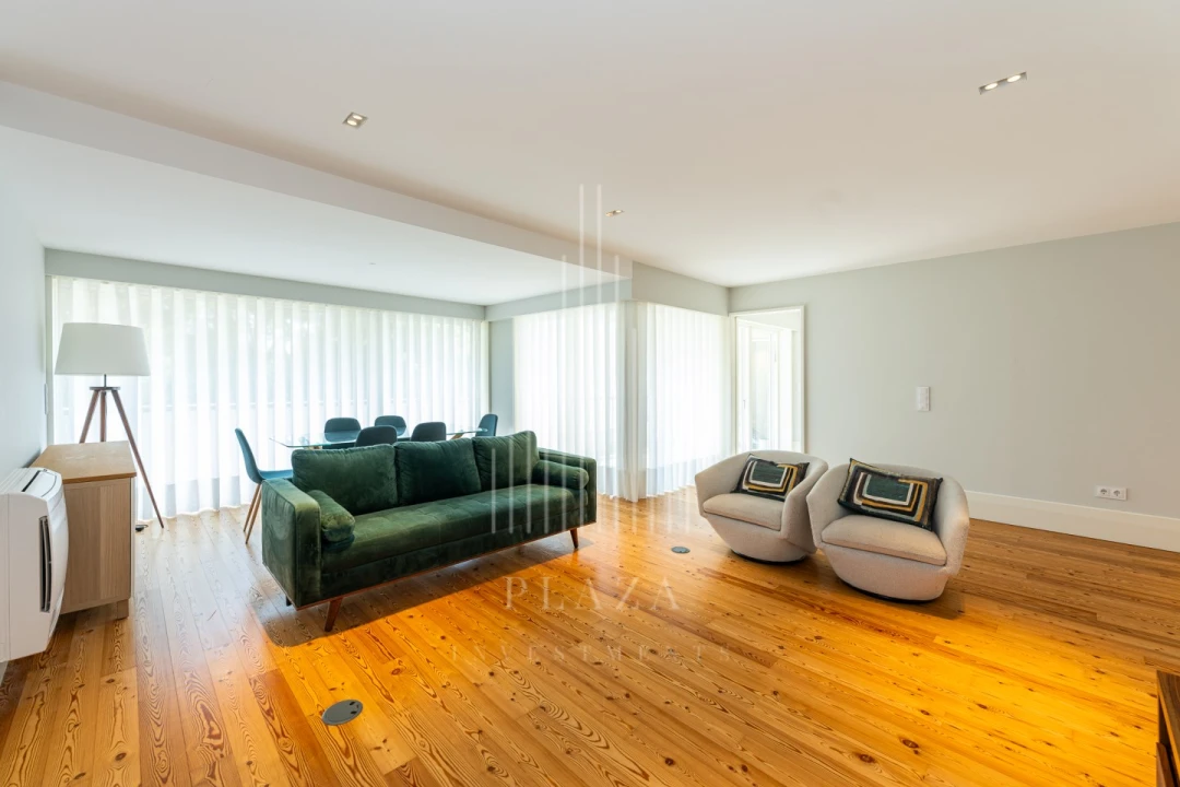 Apartamento T4 para Venda em Lordelo do Ouro e Massarelos Foto 4