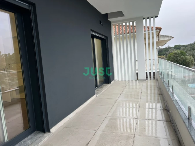 Moradia T4 para Venda em Laranjeiro e Feijó Foto 26