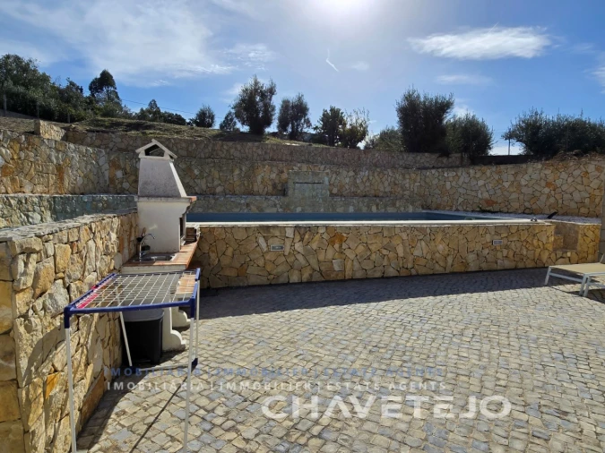 Moradia T2 para Venda em Olalhas Foto 37