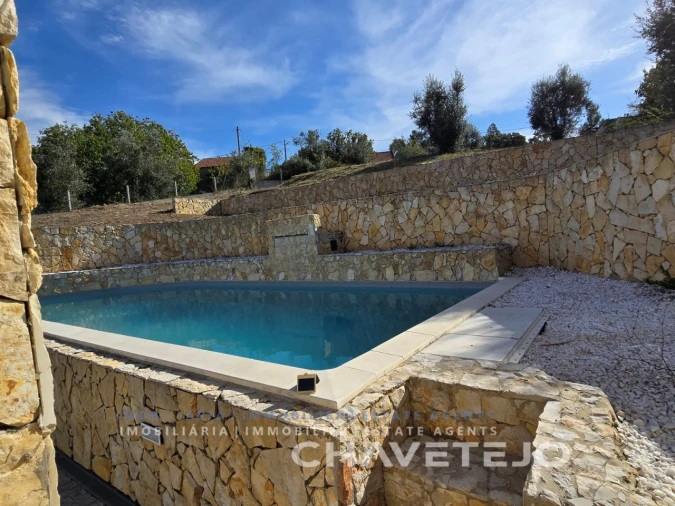 Moradia T2 para Venda em Olalhas Foto 39