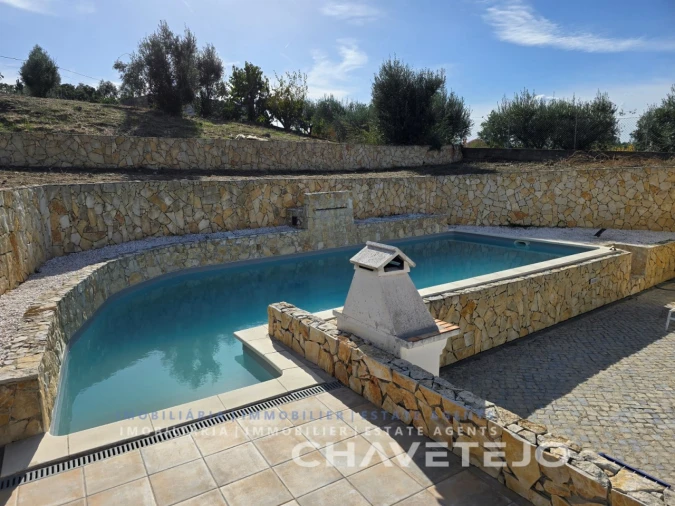 Moradia T2 para Venda em Olalhas Foto 40