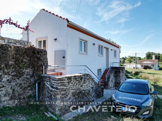 Moradia T2 para Venda em Olalhas Foto 44