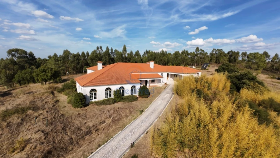 Quinta T5 para Venda em São Pedro de Tomar Foto 1
