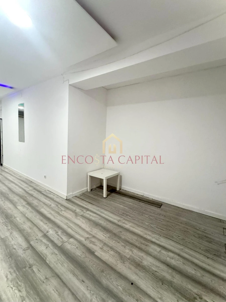 Negócio para Venda em Queluz e Belas Foto 7