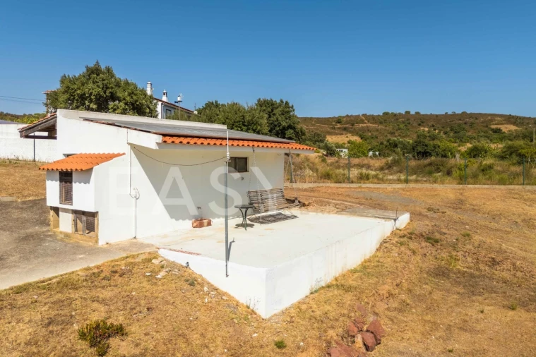 Moradia T4 para Venda em São Bartolomeu de Messines Foto 15