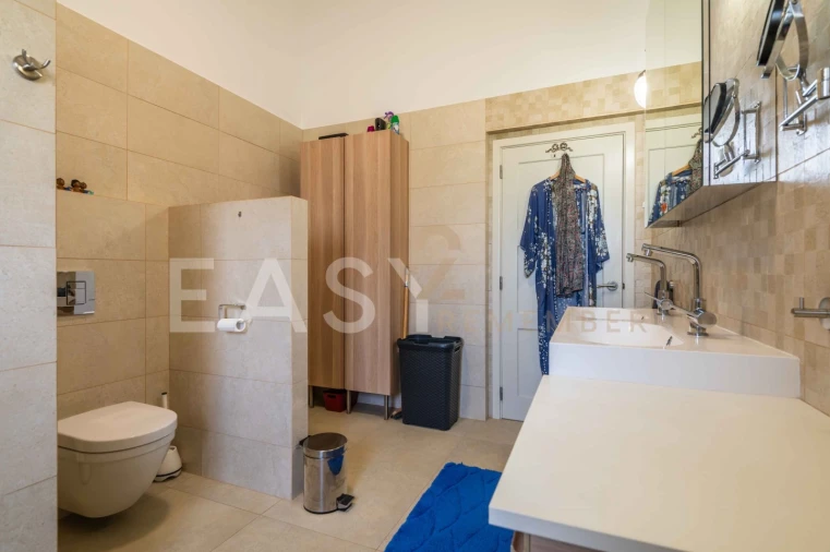 Moradia T4 para Venda em São Bartolomeu de Messines Foto 33