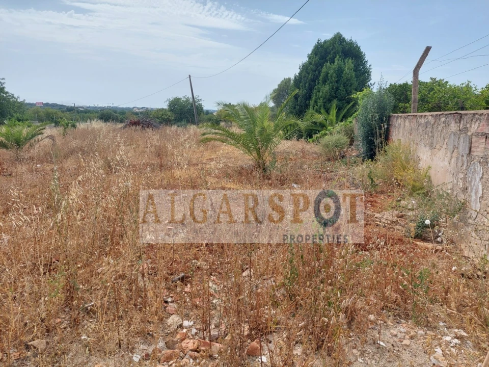 Moradia T3 para Venda em Loule (São Sebastião) Foto 16