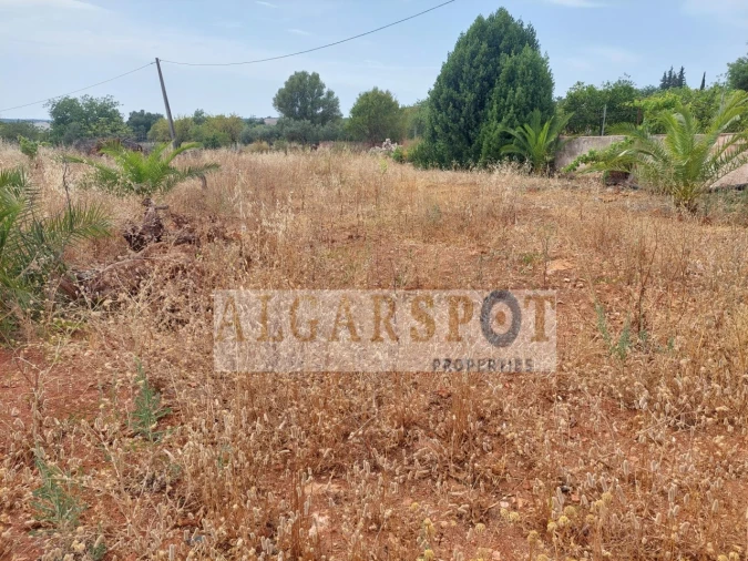 Moradia T3 para Venda em Loule (São Sebastião) Foto 10