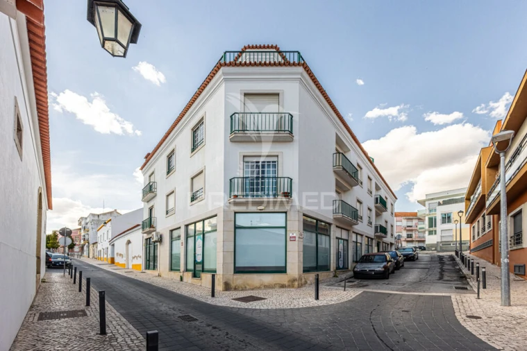 Apartamento T2 para Venda em Cartaxo e Vale da Pinta Foto 1